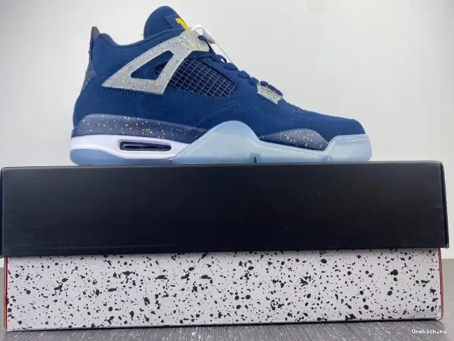 One Kick Michigan Jordan 4 Retro Air AJ4-1036660 (PE) 0624